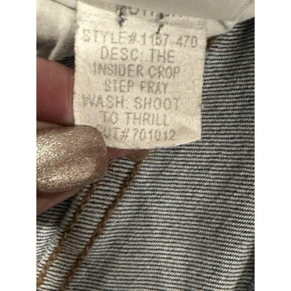 MOTHER The Insider Crop Step Fray Denim Jeans In Shoot To Thrill Wash Size 30”. - Picture 11 of 16